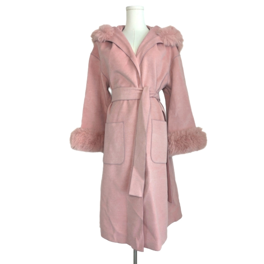 🎀 Winter Coat 🎀 pink faux fur wrap coat
